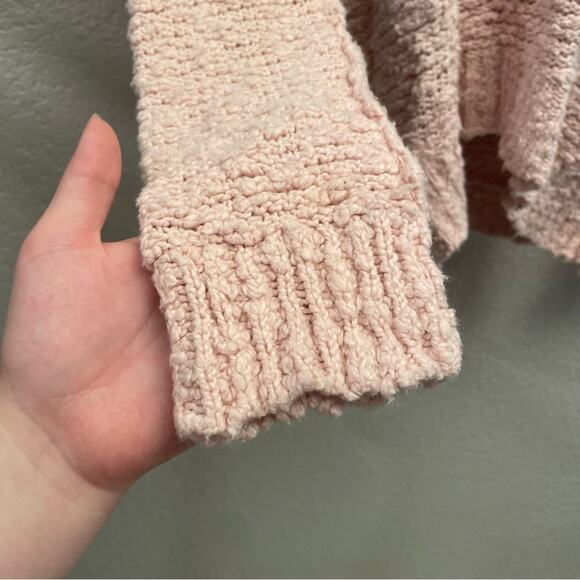 free people | finders keepers textured v-neck pink cotton sweater - Picture 4 of 9